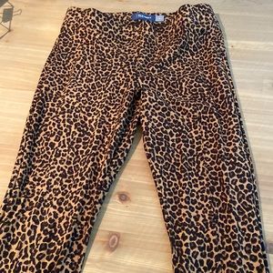 NWOT OLD NAVY Leopard print Stevie pointe pants